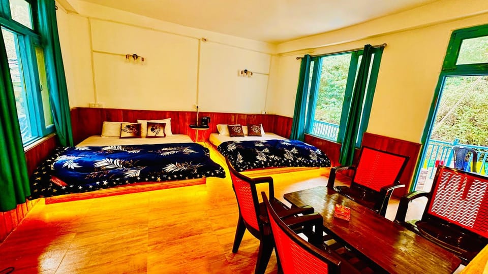 Bed, Photo of the whole room