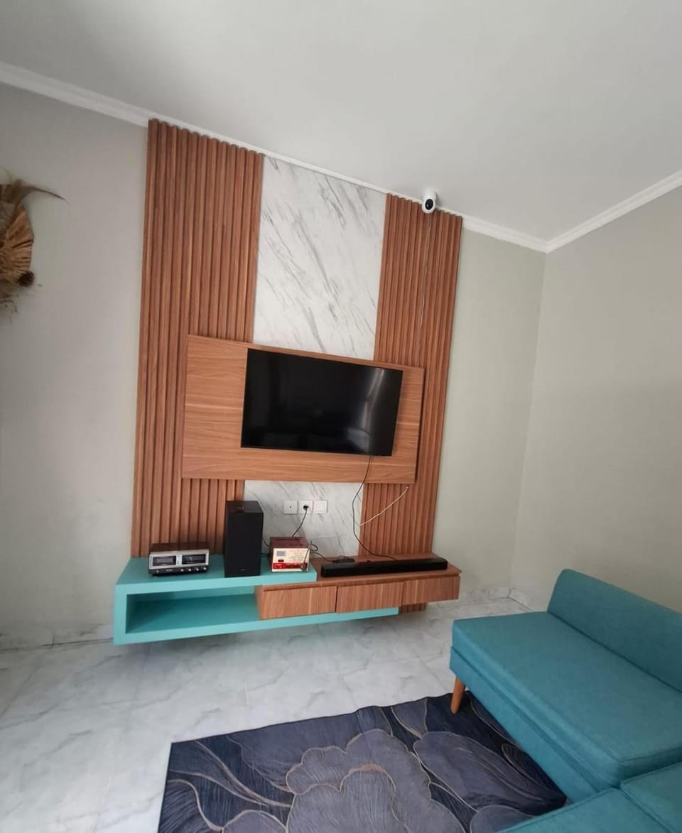 Bumbab House by Pigeon Bed and Breakfast in Kuta Selatan