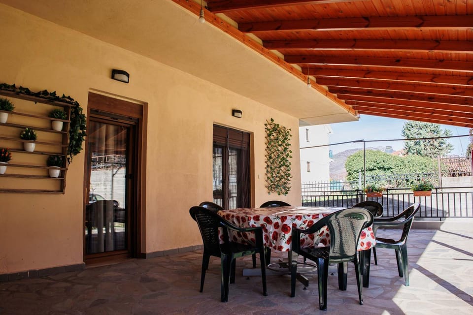 Patio, Day, View (from property/room), Balcony/Terrace, Seating area, Dining area