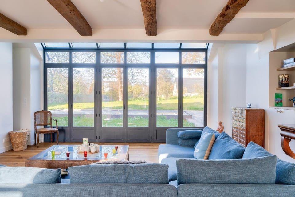 Communal lounge/ TV room, Living room