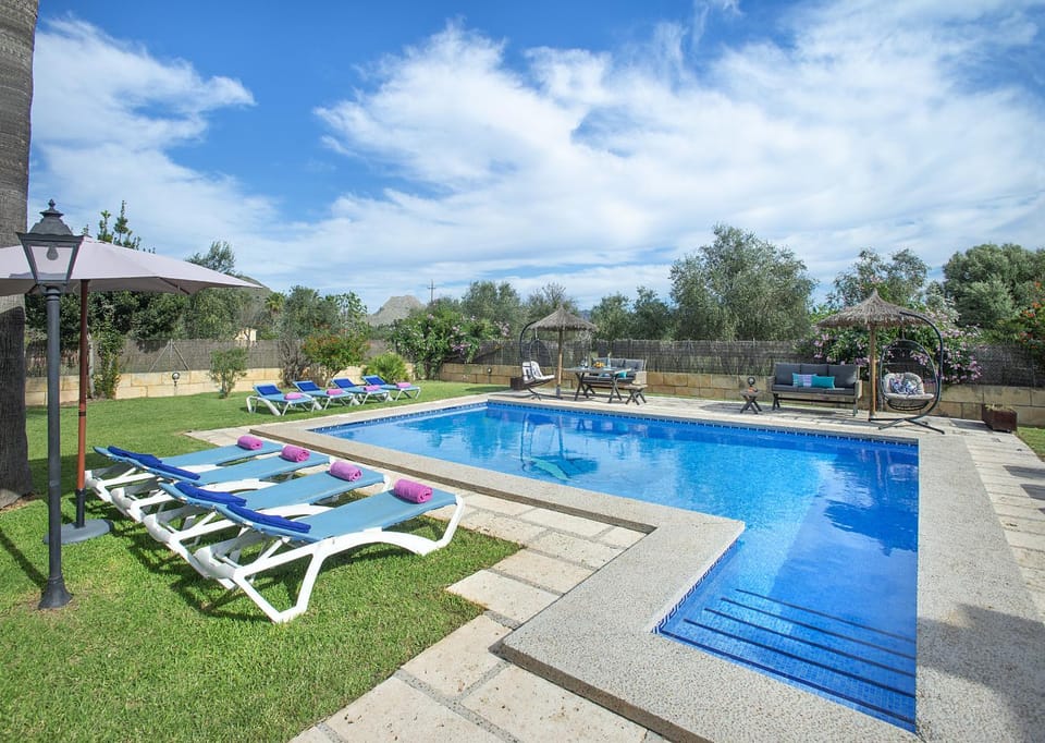 Garden, Balcony/Terrace, Swimming pool, sunbed