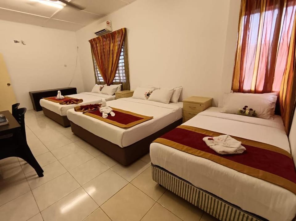 Bahagia Court Homestay Bed and Breakfast in Pahang, Malaysia