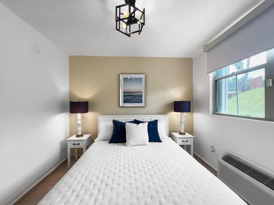 Sea Breeze Escape Sleeps 7 Pool in Ceiba Apartment in Fajardo