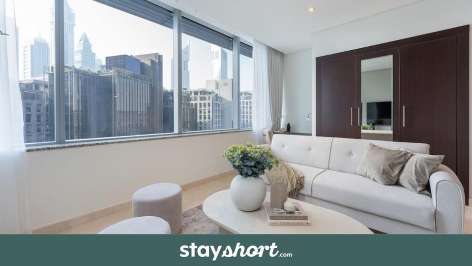 Free housekeeping visits during your stay - StayShort - Sky Gardens Studio with Skyscraper Views in DIFC Apartment in Dubai