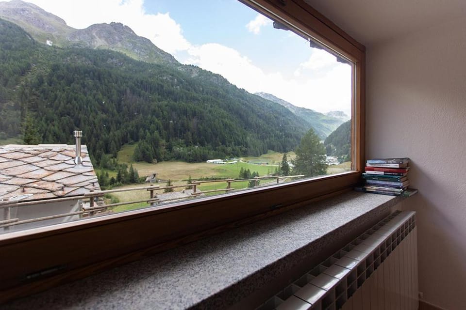 Le Quartier Apartment hotel in Aosta Valley, Italy