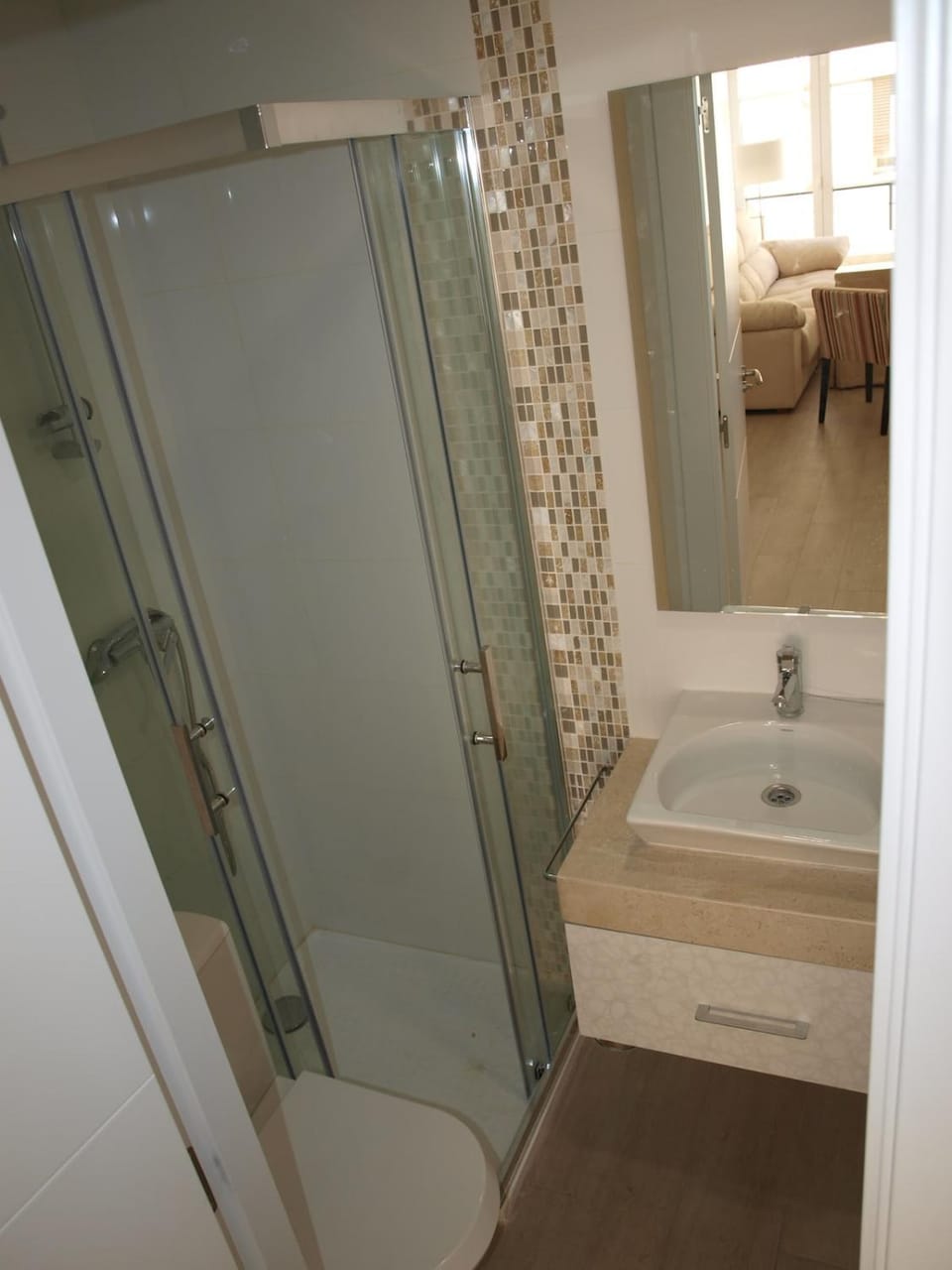 Luxury house with 3 double rooms Apartment in Malaga