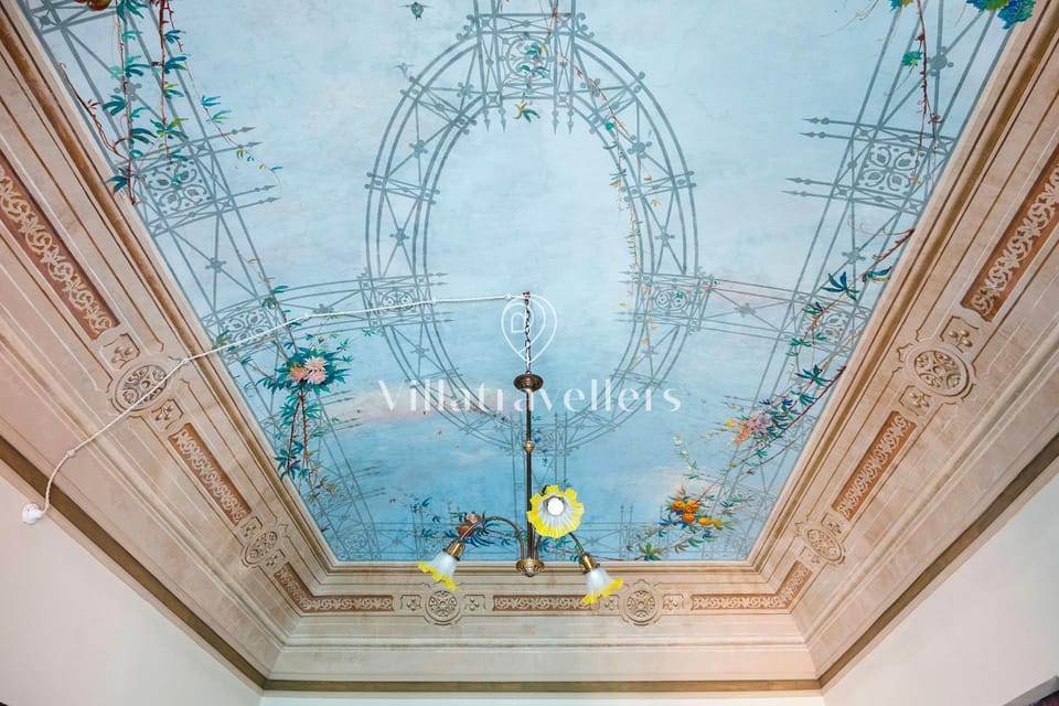 Decorative detail