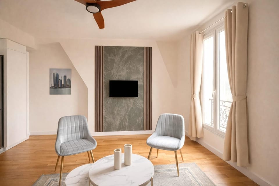 Communal lounge/ TV room, TV and multimedia, Living room, Seating area
