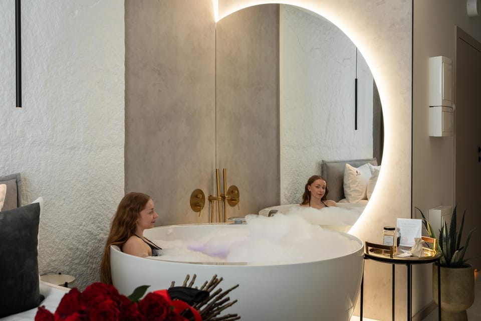 People, Hot Tub, Bath