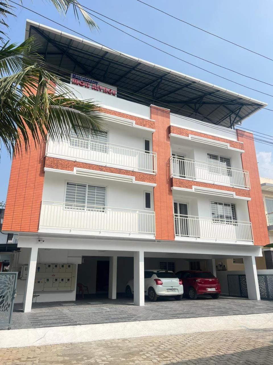 Property building, Day, Parking