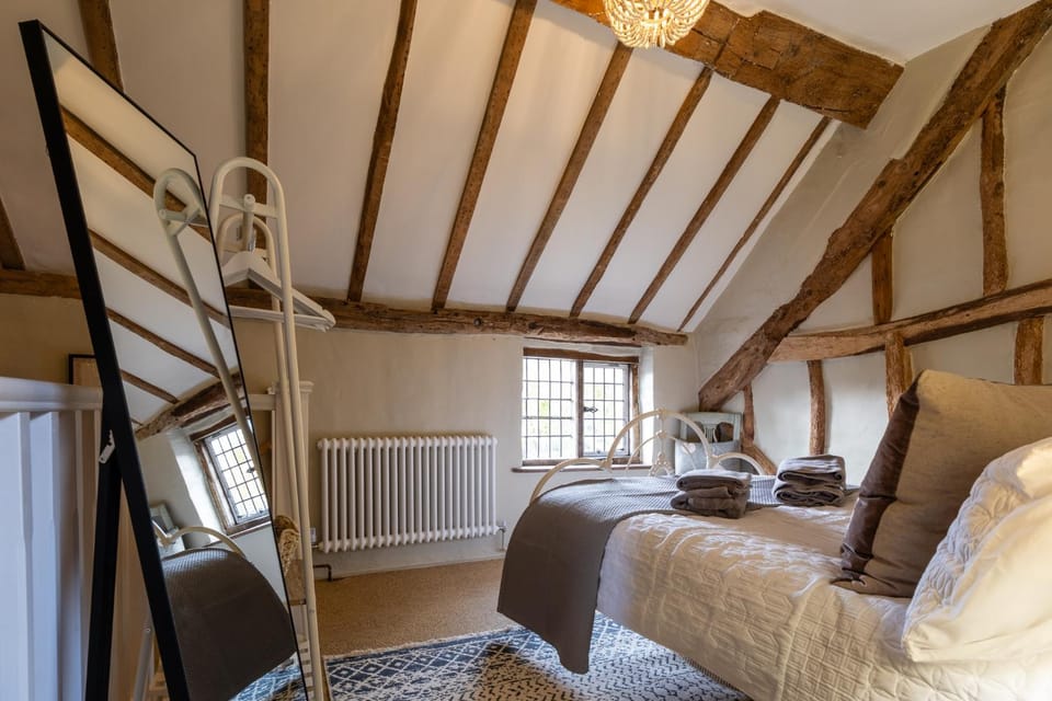 Two Stunning Cottages near Stratford-upon-Avon House in England