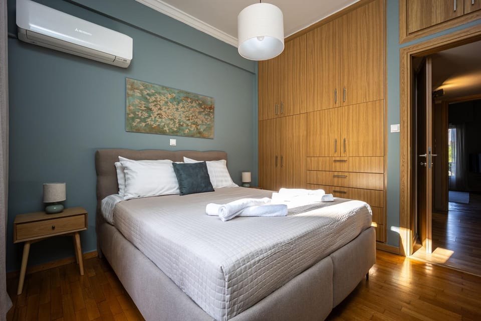 Bed, Bedroom, wardrobe