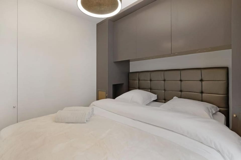 Seine Suite Apartment in Paris