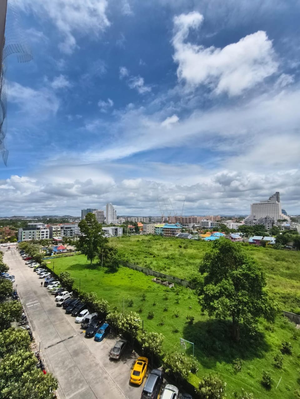 City view, Parking