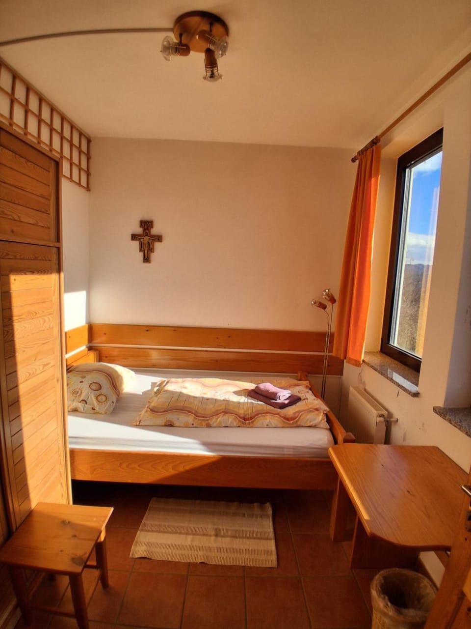 Bed, Bedroom, wardrobe