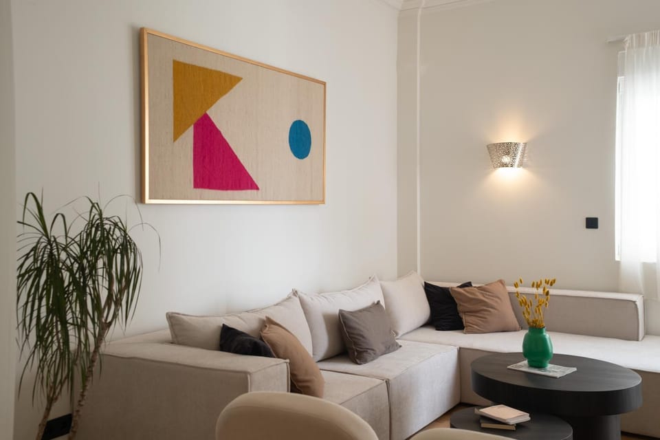 Living room, Seating area