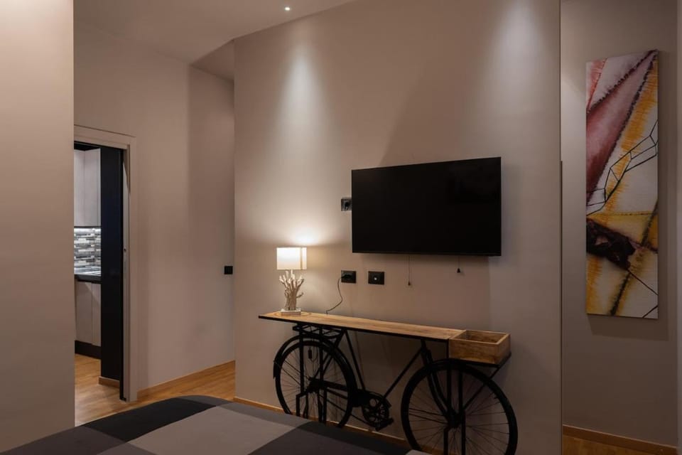 Luxury Art & Chromotherapy Apt-Hospital District4 Apartment in Lombardy