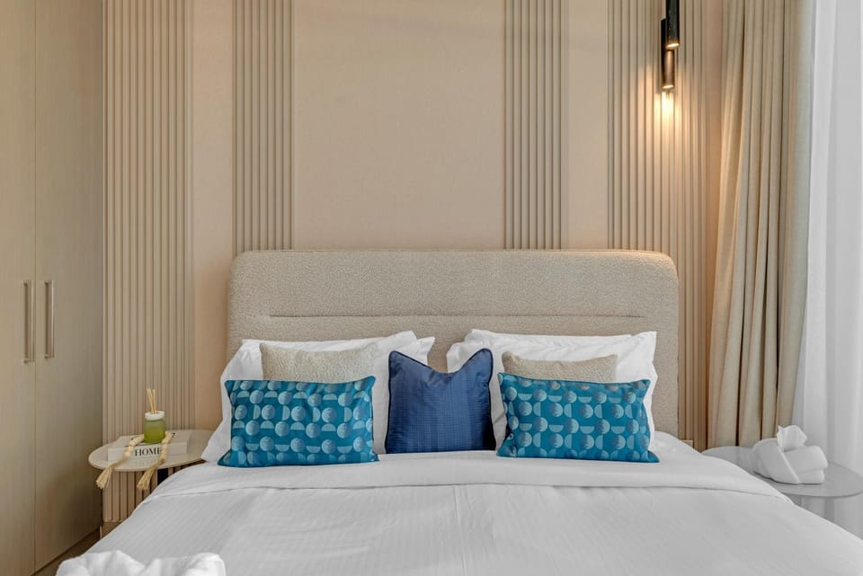 2BR Luxury Apartment in Downtown Opera Apartment in Dubai