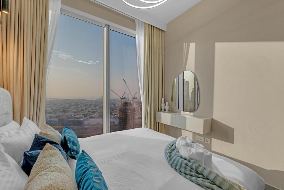 2BR Luxury Apartment in Downtown Opera Apartment in Dubai