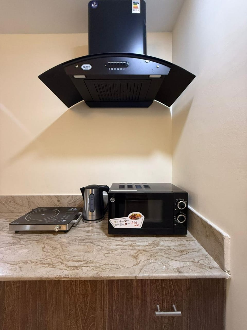 Coffee/tea facilities, Kitchen or kitchenette, toaster