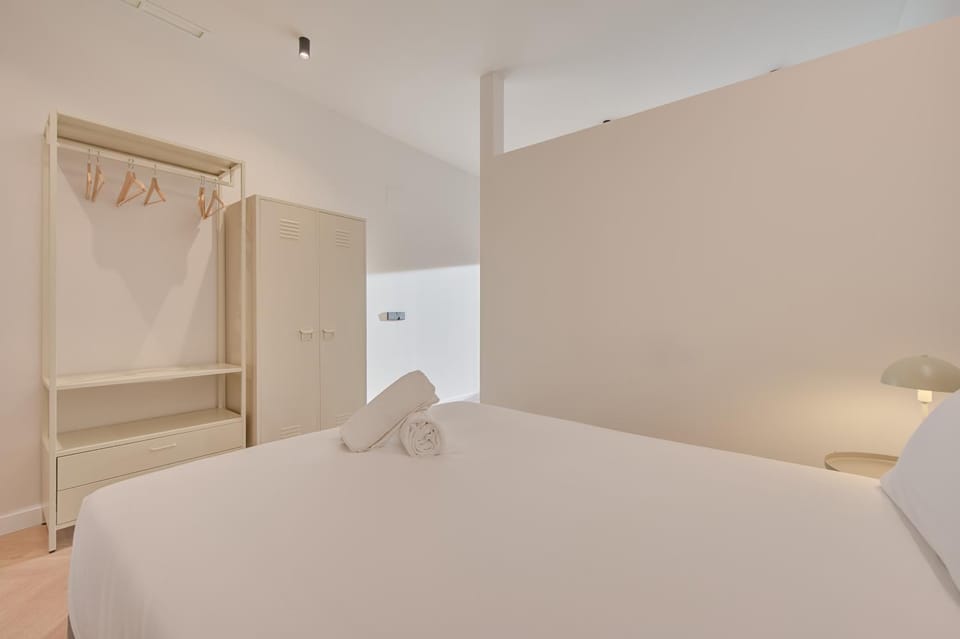 Bedroom, wardrobe