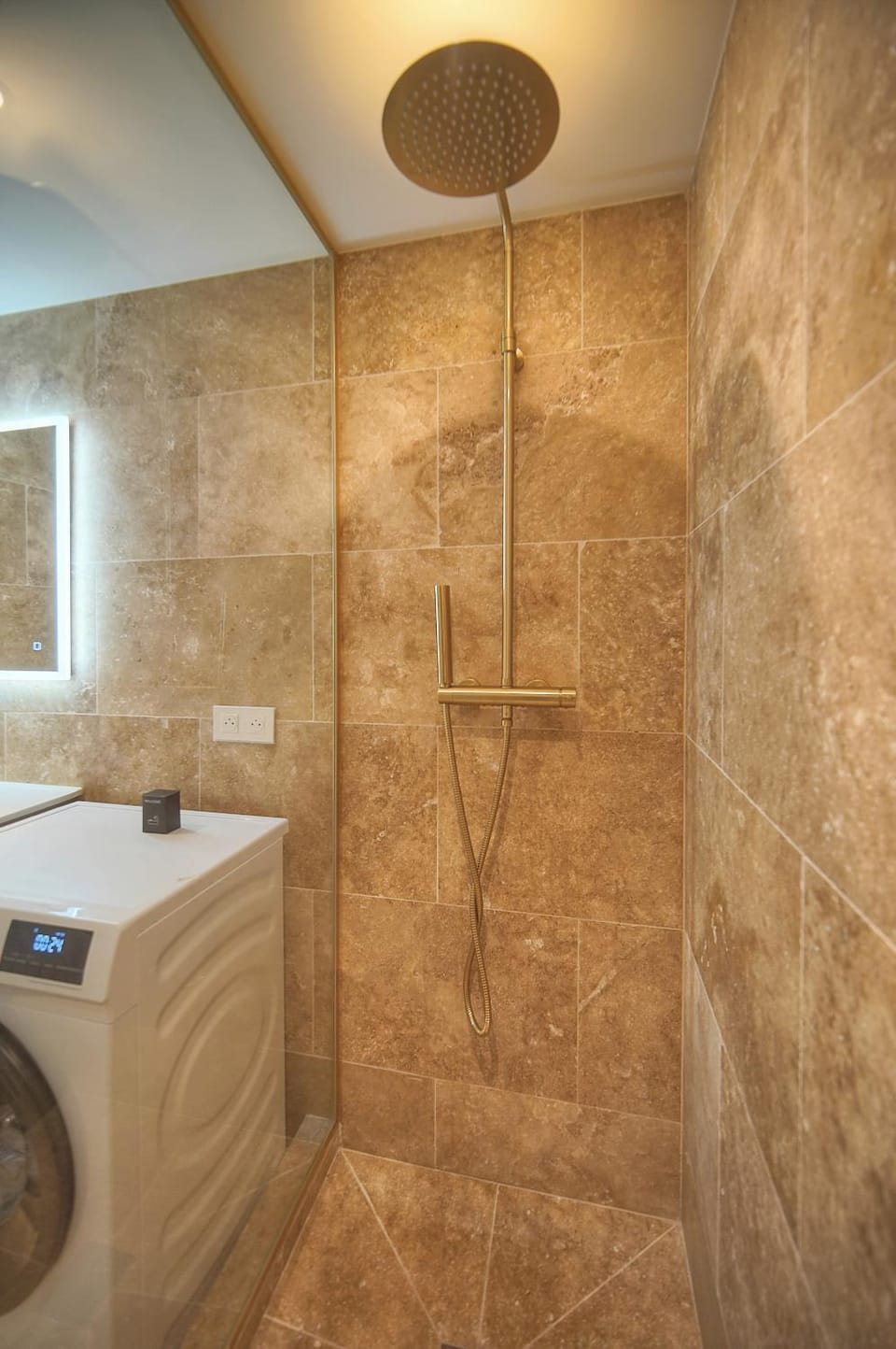 FRGK Private Townhouse HQ Walk to Palais Flexible 2 6 Bedrooms Apartment in Cannes