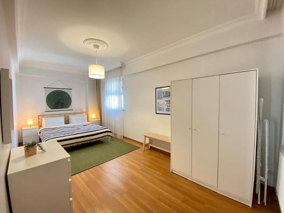 Central Location 3 Bedroom Flat - No6 Apartment in Istanbul
