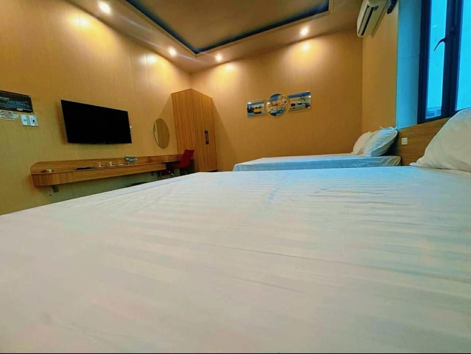 Hotel Hưng Phát 3 có sạc điện vinfast Hotel in Vietnam