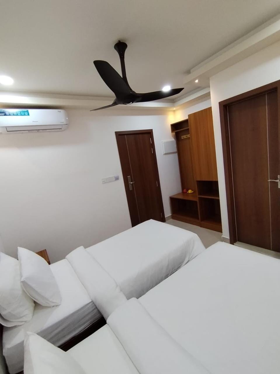 Handhuveli Dhangethi Bed and Breakfast in Maldives