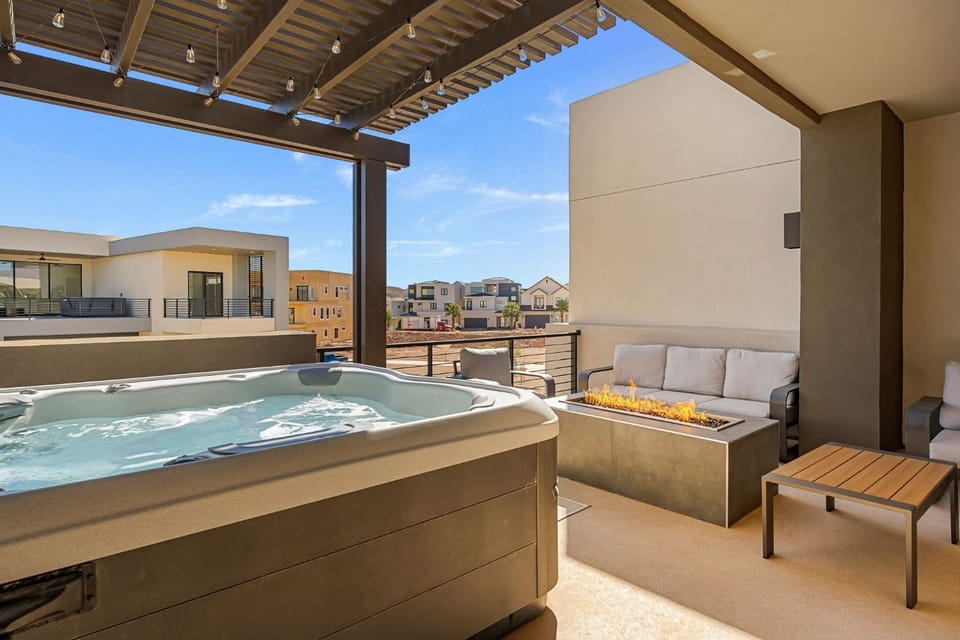 The Fish Bowl townhouse House in St George