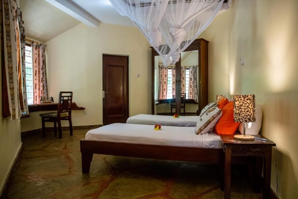 Luxurious 7 Bedroom Villa with Pool and Tennis Court in Diani Beach Kenya Villa in Diani Beach