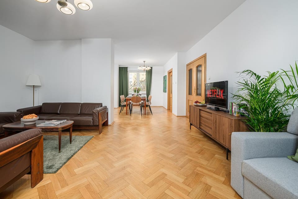 Living room, Diving