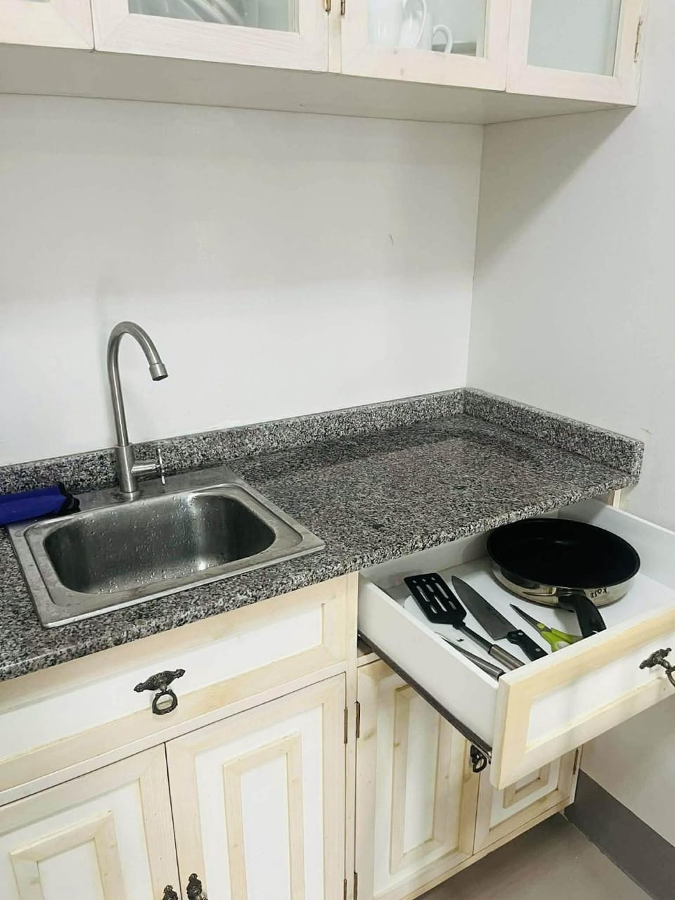 Nica's place at ORMOC CITY RESIDENCES DEO HOMES Apartment in Central Visayas
