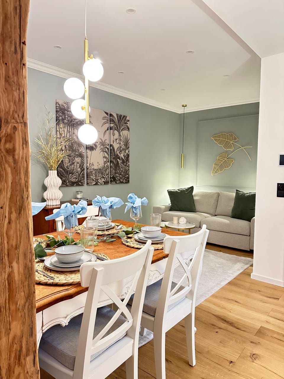 Property building, Living room
