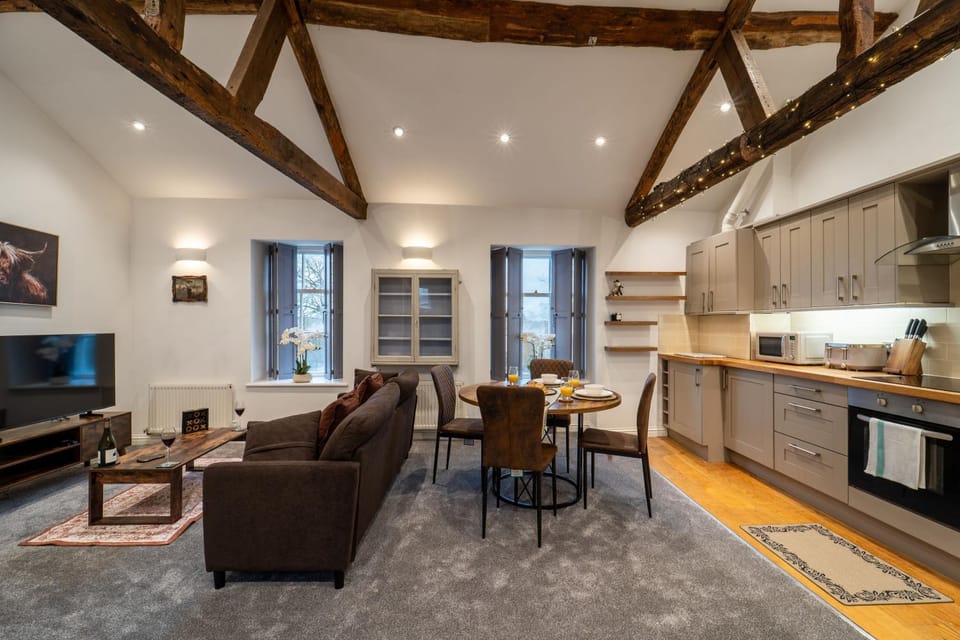 Kitchen or kitchenette, Living room, Dining area