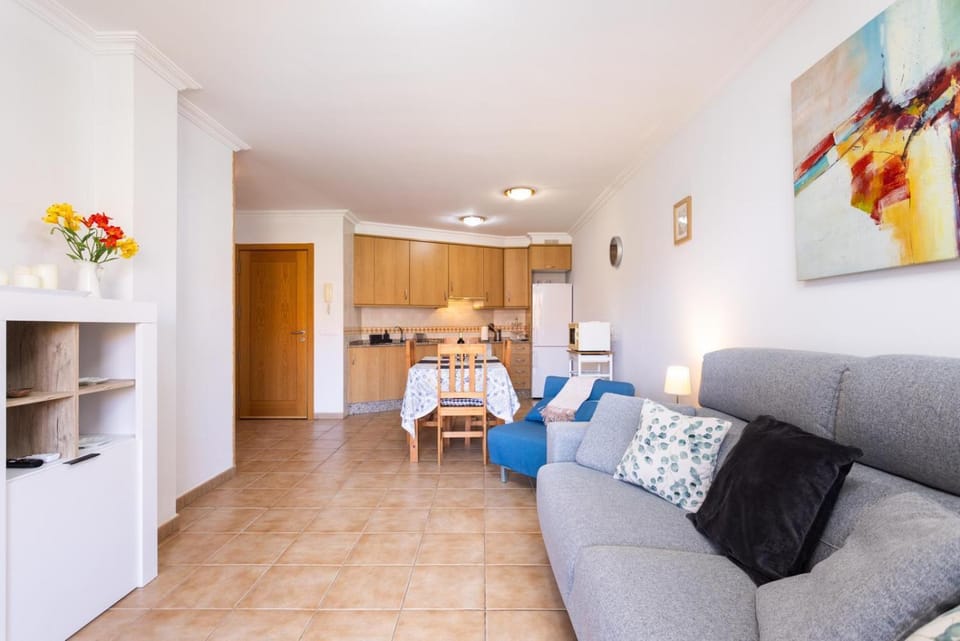 Kitchen or kitchenette, Living room, Dining area