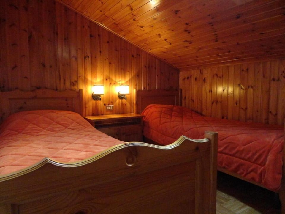 Appartamento Ciamp Apartment in Pozza di Fassa