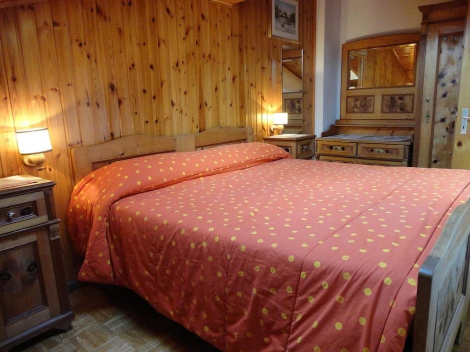 Appartamento Ciamp Apartment in Pozza di Fassa