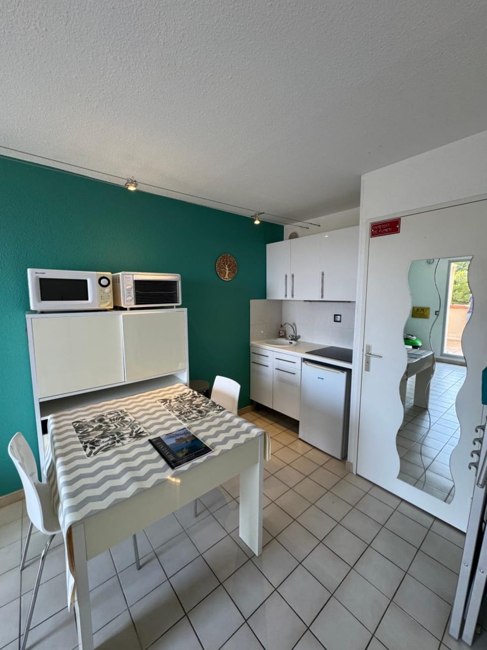 Vue mer, plage à 500m, parking Apartment in Alt Empordà