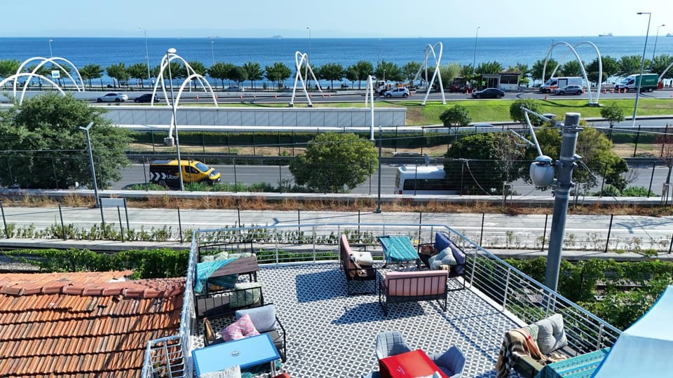 Property building, Restaurant/places to eat, Day, View (from property/room), Balcony/Terrace, Sea view, Breakfast