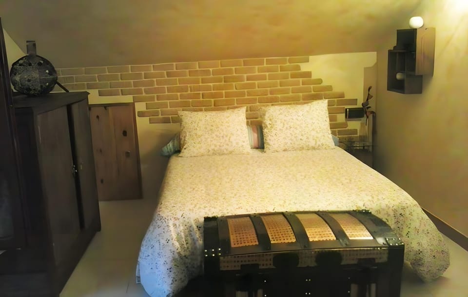 Living room, Bedroom