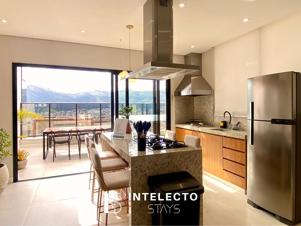 City view, kitchen
