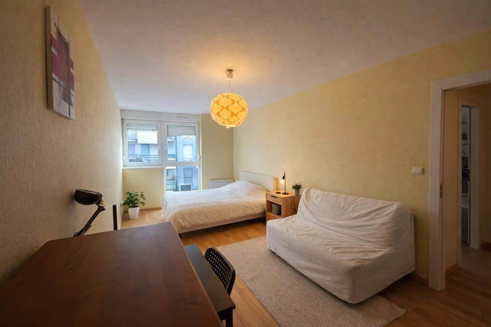 Bed, Photo of the whole room, Bedroom