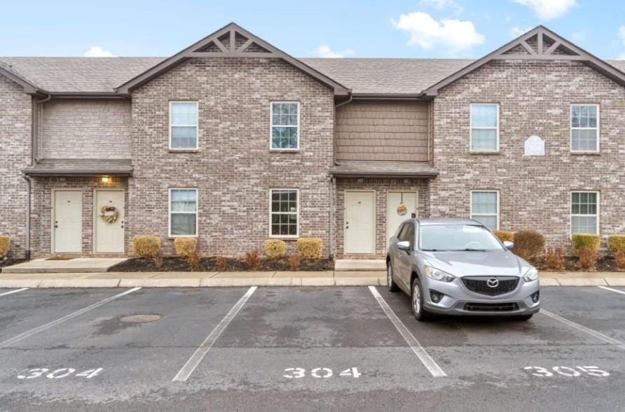 Inviting 2BR hideaway with contemporary touches Apartment in Clarksville