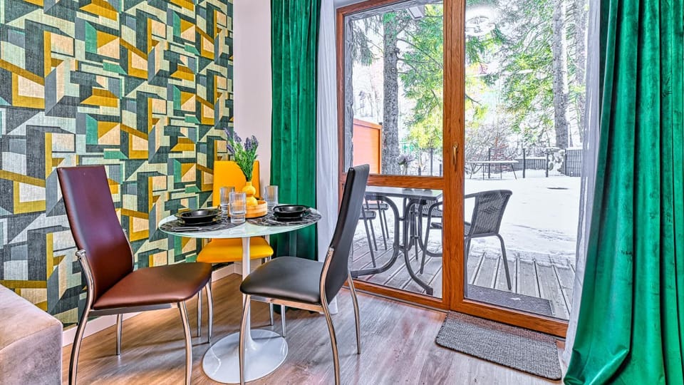 Balcony/Terrace, Dining area