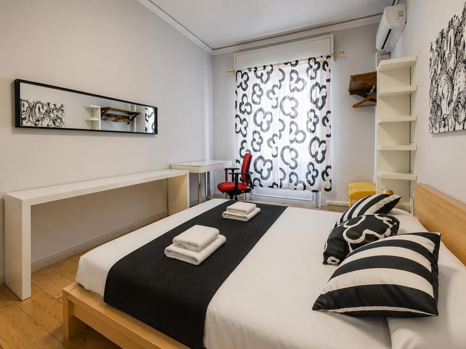 Bed, Bedroom