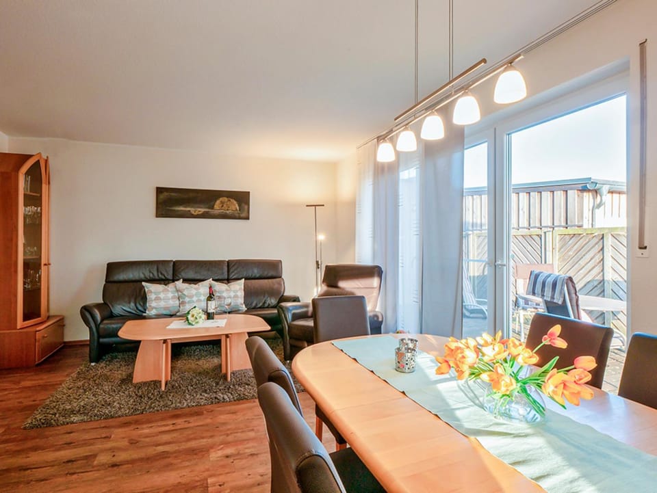 Haus Regenbogen Fewo Nr 2 Apartment in Zingst