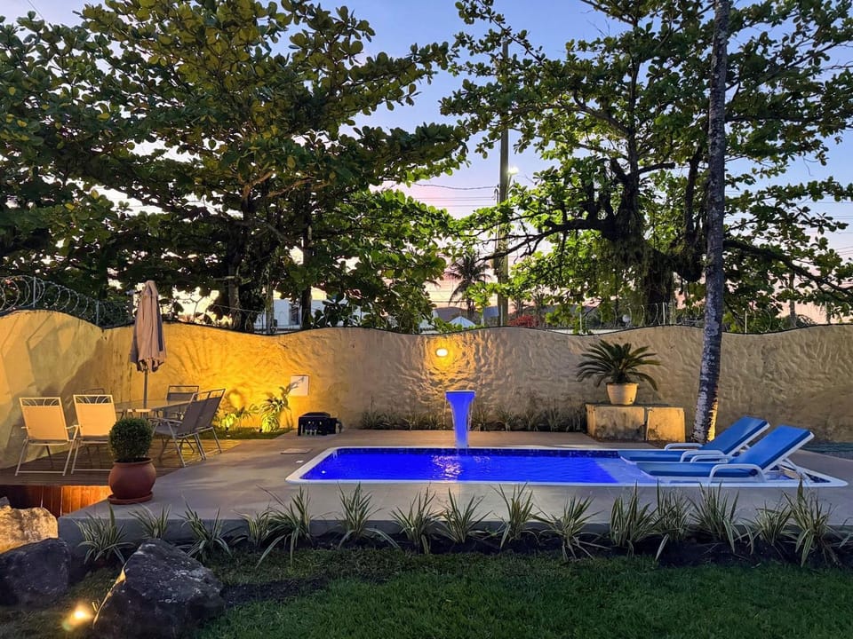 Mansão 6 Suítes Piscina 150m Praia - Pet Friendly House in State of São Paulo