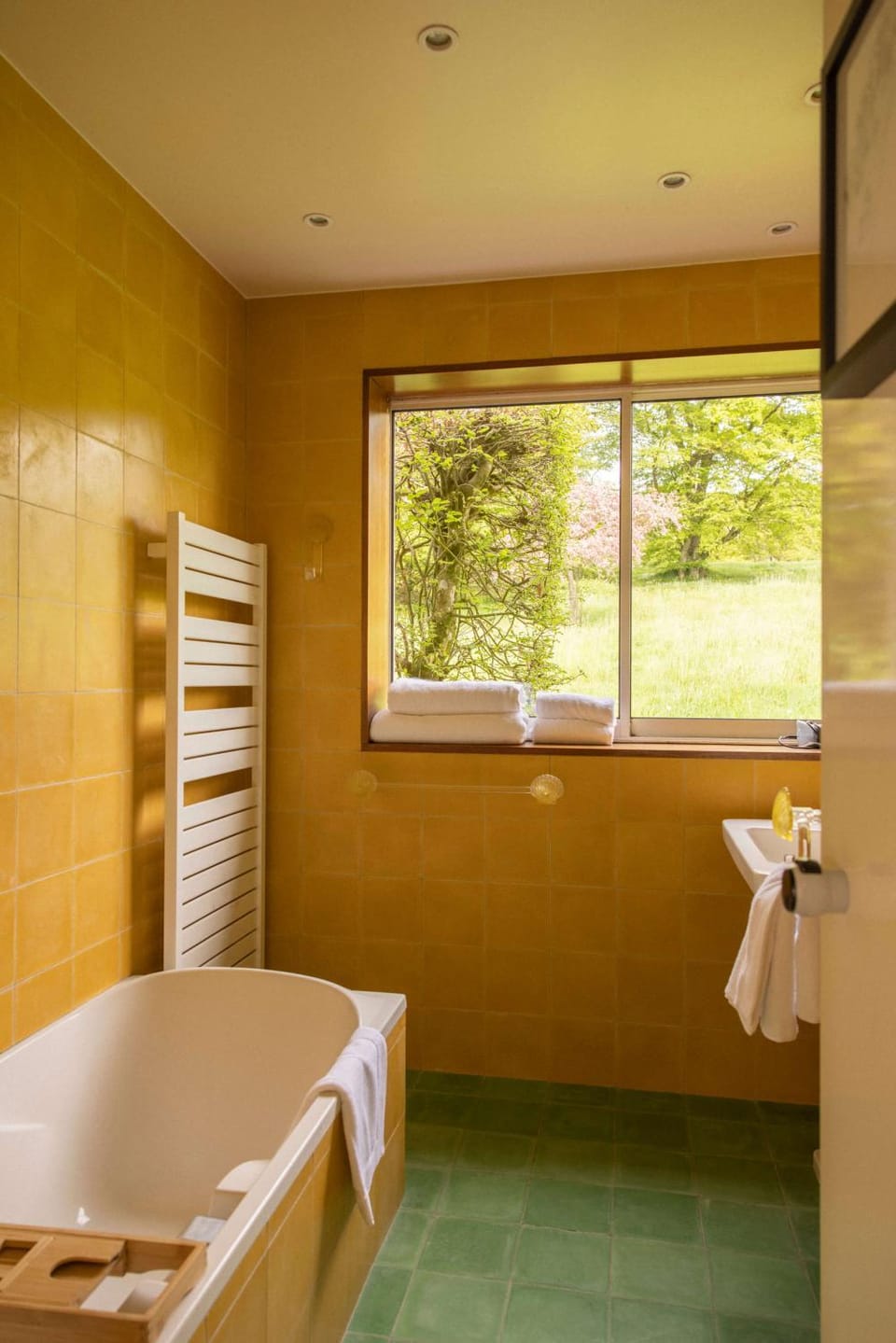 Maison Percheronne by Green Folies, 15p & piscine Villa in Centre-Val de Loire