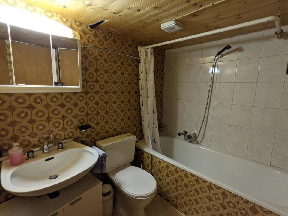 Wild Valley Mountain Getaway in Valle Onsernone Apartment in Canton of Ticino